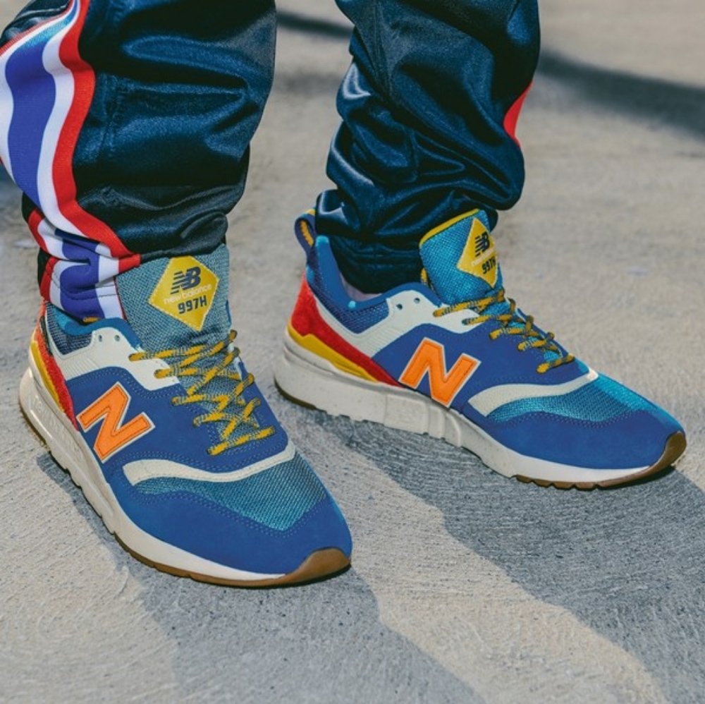New Balance 997H Men's 8 (Women's 10) Fits like 9!
